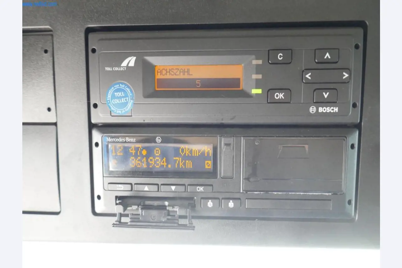 Veículos e BGA de uma empresa de transportes e logística-15