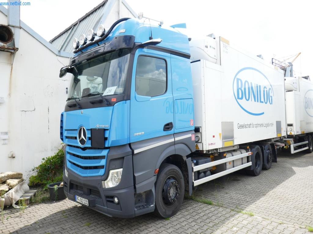 Veículos e BGA de uma empresa de transportes e logística-1