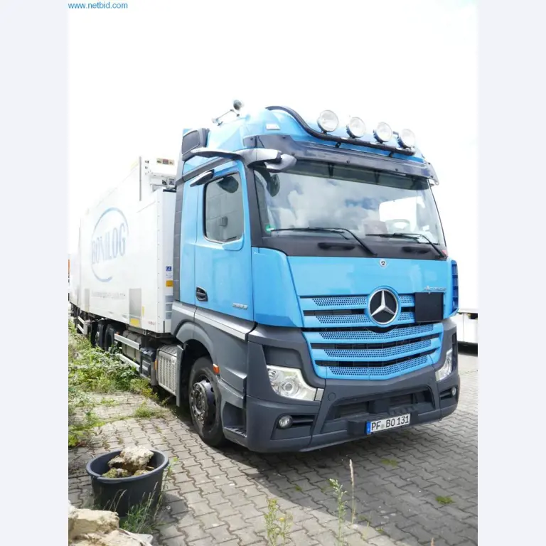 Veículos e BGA de uma empresa de transportes e logística-2