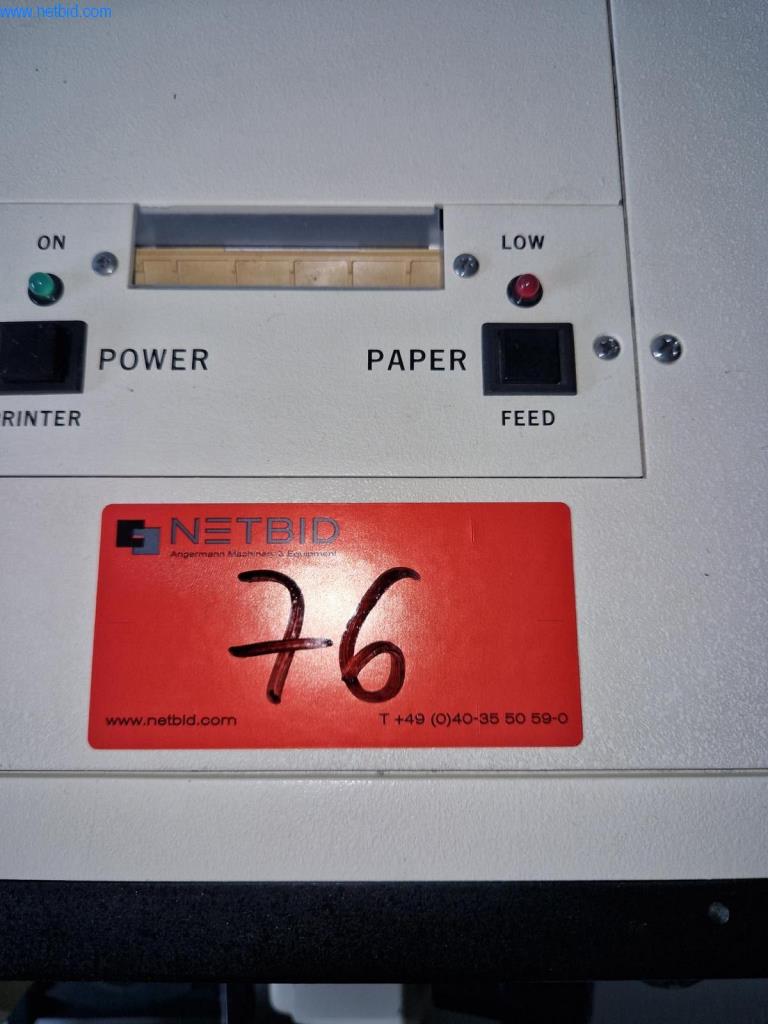 Dobrze utrzymany sprzęt laboratoryjny-1