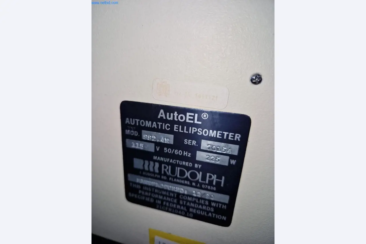 Dobrze utrzymany sprzęt laboratoryjny-3