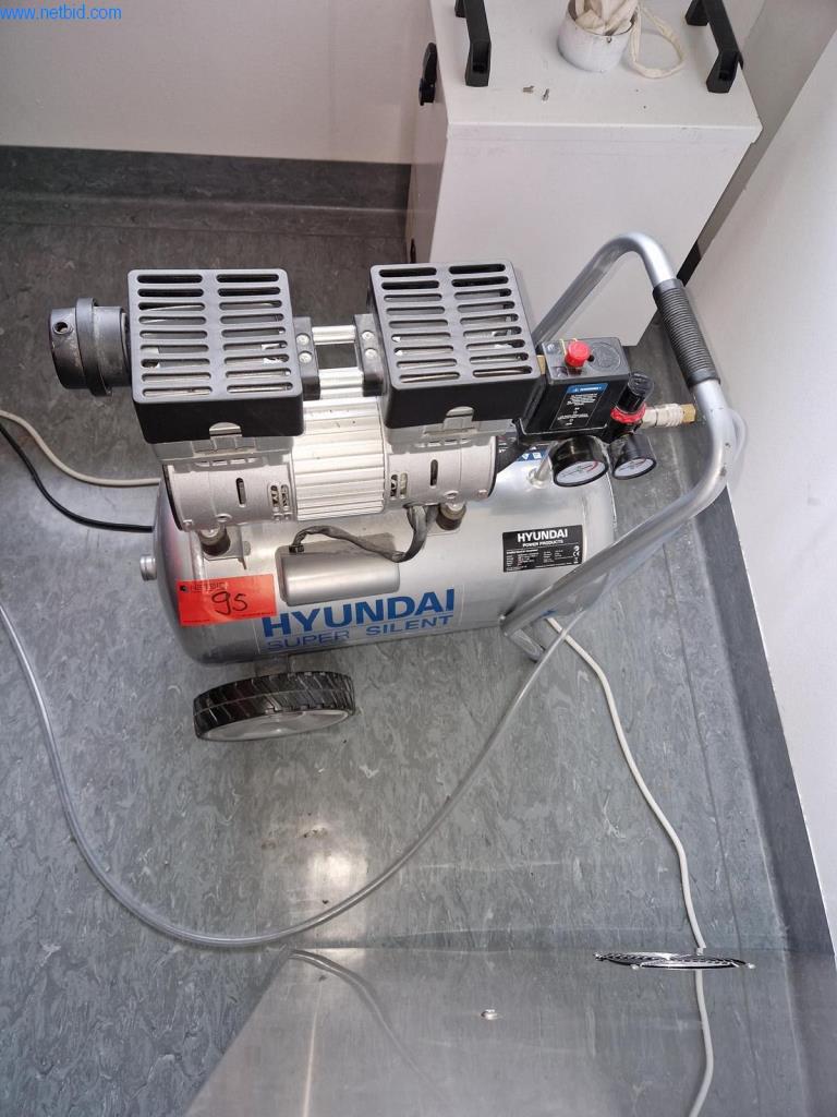 Dobrze utrzymany sprzęt laboratoryjny-1