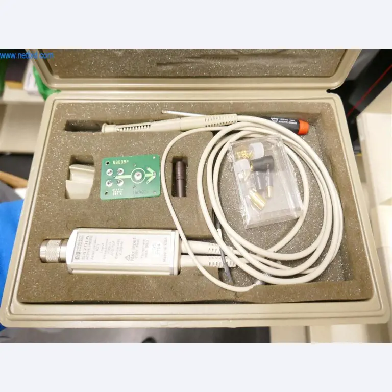 Dobře udržované laboratorní vybavení-10