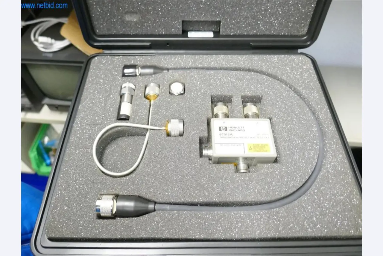 Dobře udržované laboratorní vybavení-8