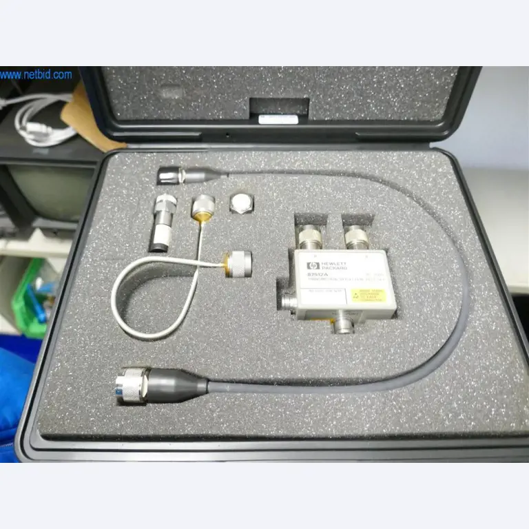 Dobře udržované laboratorní vybavení-8