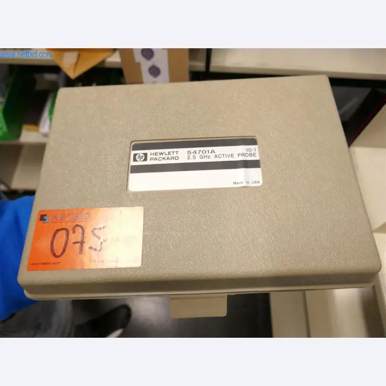 Dobře udržované laboratorní vybavení-9