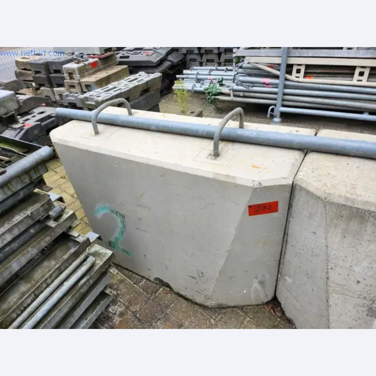 Maszyny budowlane i pojazdy-6