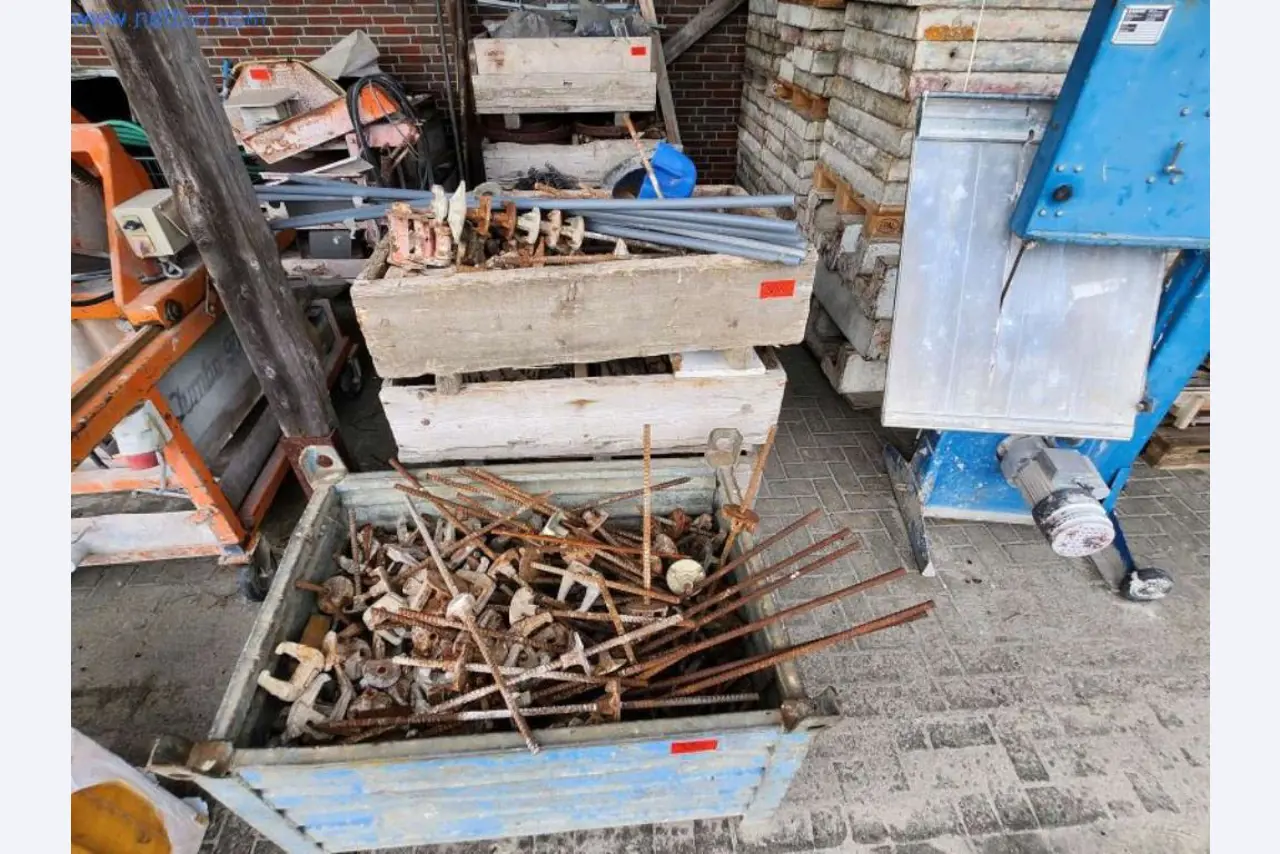 Maszyny budowlane i pojazdy-9