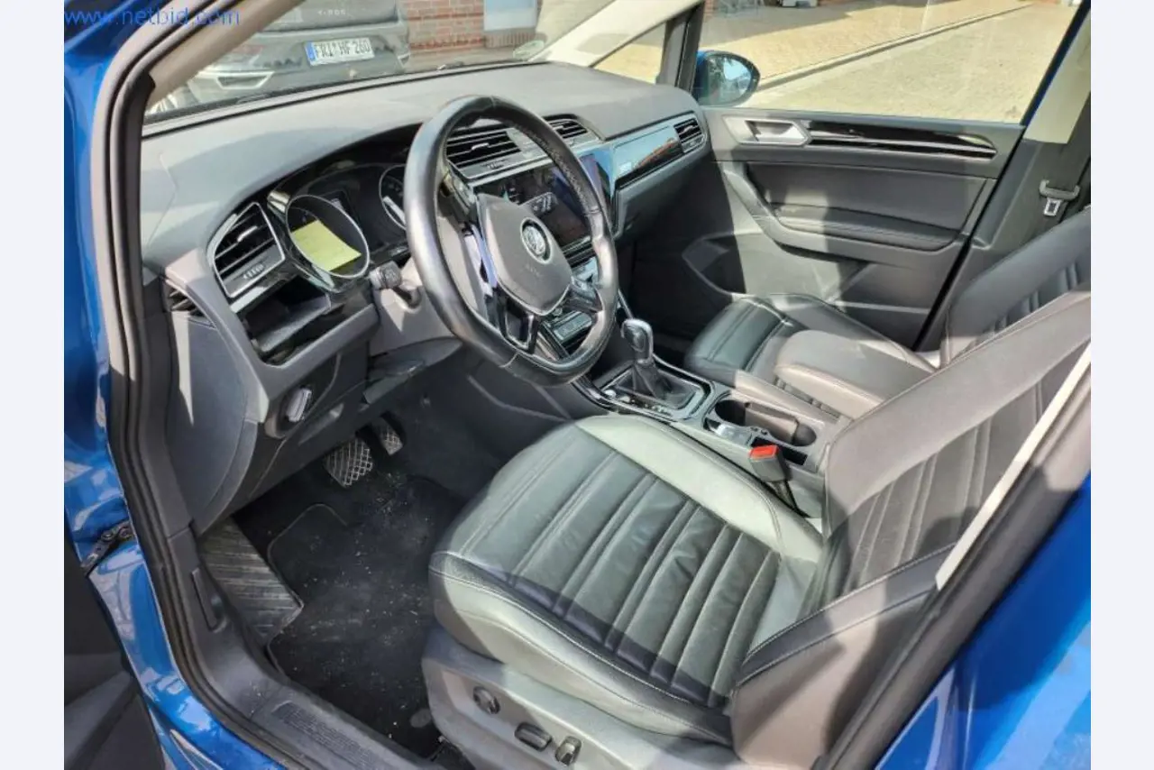 Maszyny budowlane i pojazdy-10