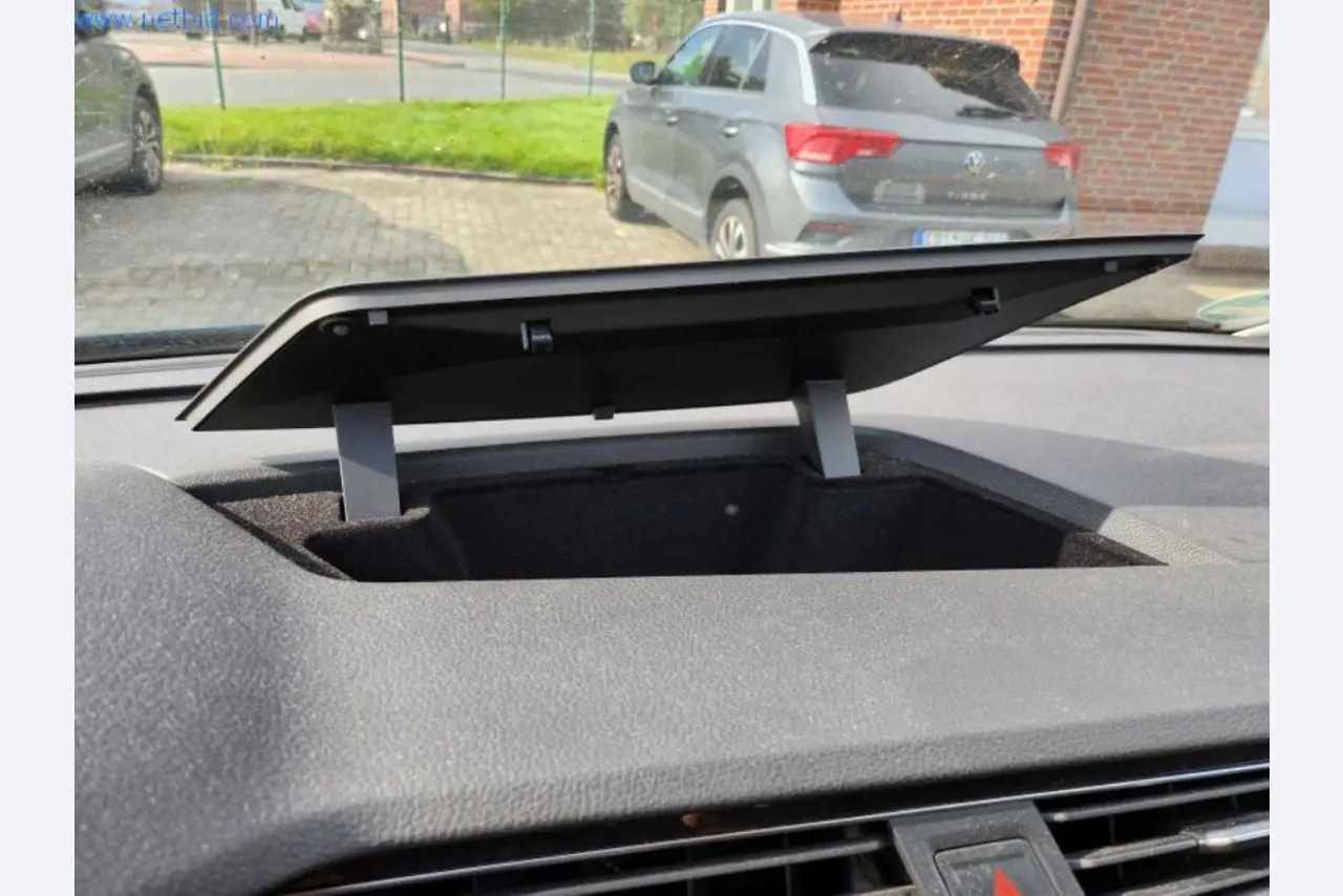 Maszyny budowlane i pojazdy-12