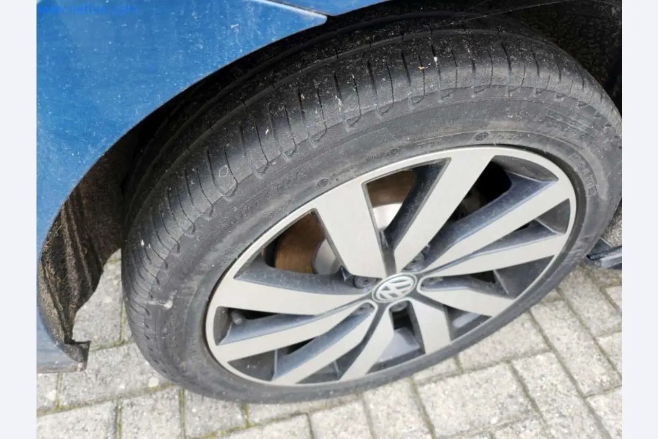 Maszyny budowlane i pojazdy-16