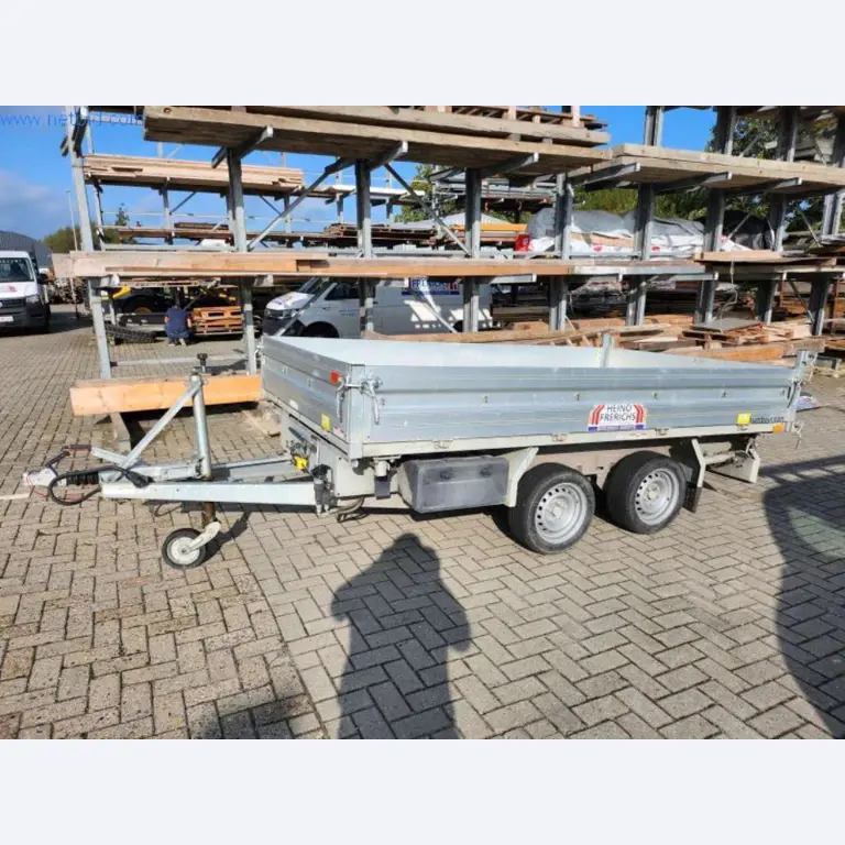 Baumaschinen und -fahrzeuge-2