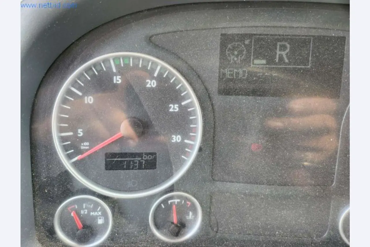 Maszyny budowlane i pojazdy-21