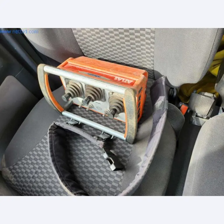 Maszyny budowlane i pojazdy-22