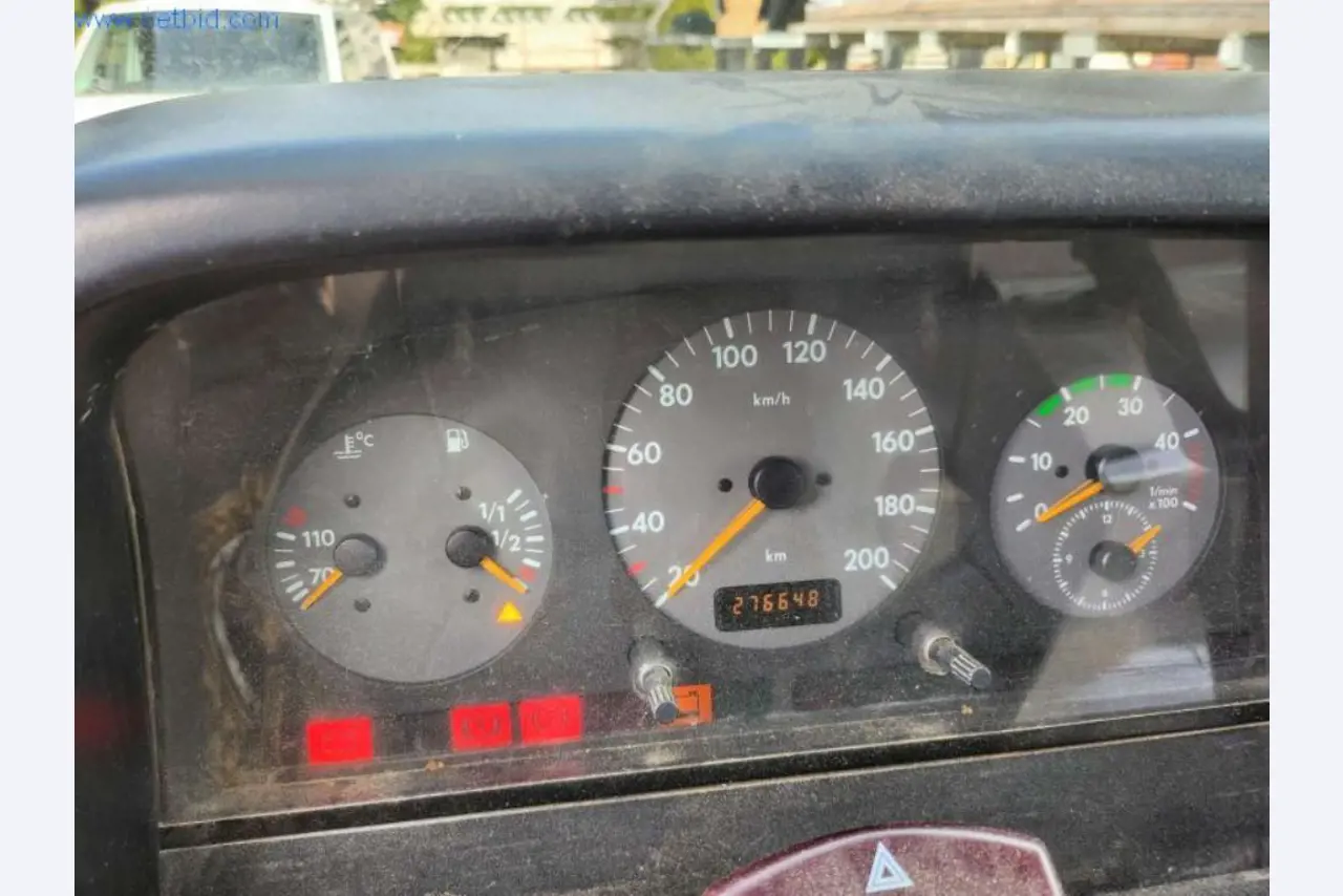 Maszyny budowlane i pojazdy-13