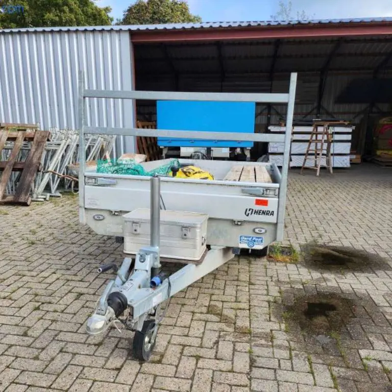 Car trailer Henra PL27AB