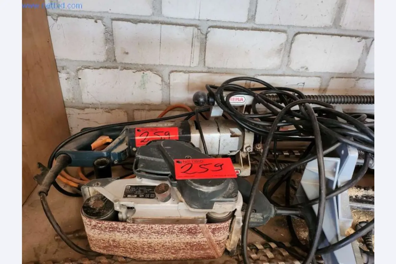 Bouwmachines en -voertuigen-4