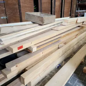 1 Posten Carpentry building materials