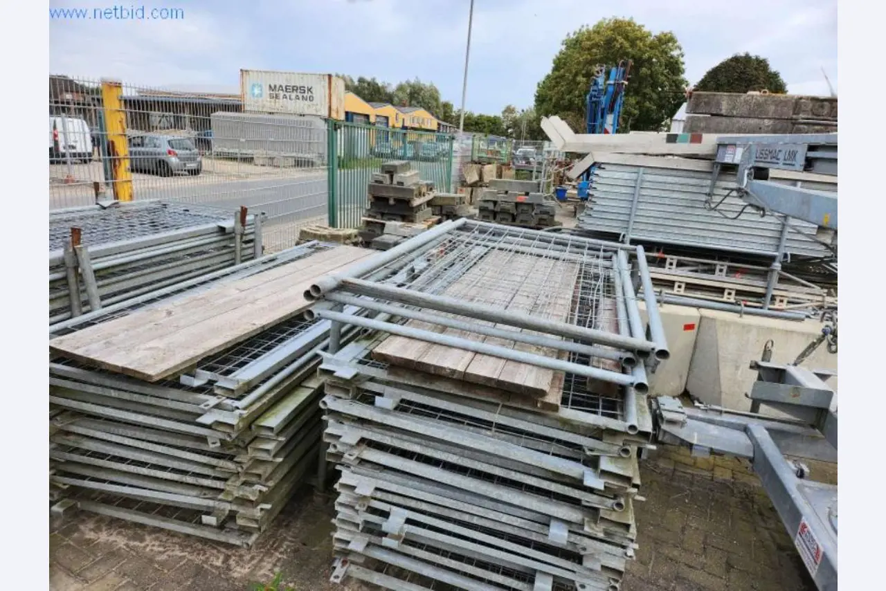 Bouwmachines en -voertuigen-9