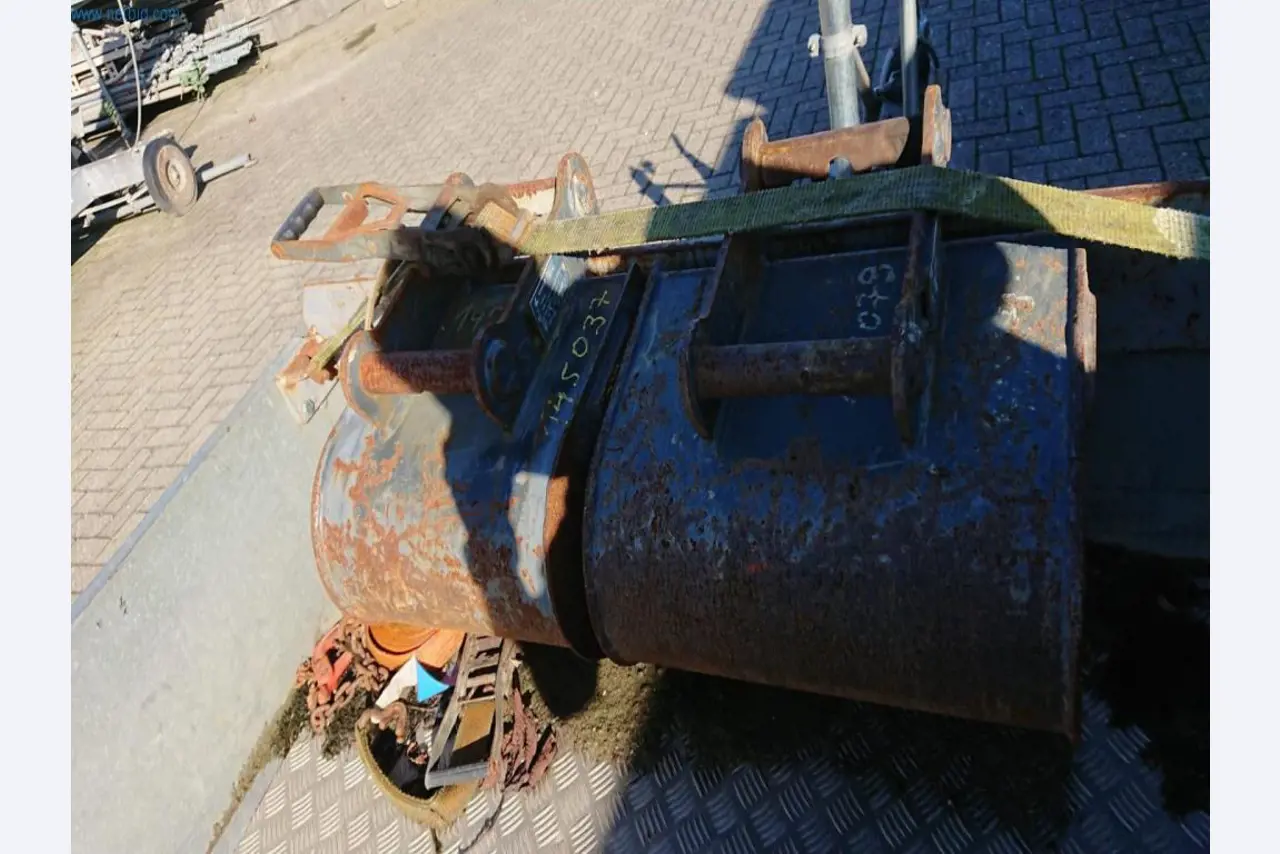 Maszyny budowlane i pojazdy-6