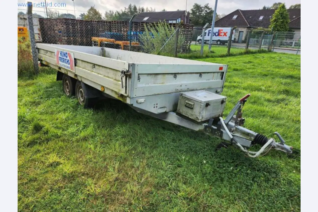 Bouwmachines en -voertuigen-8