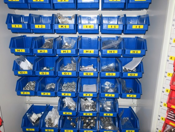 Workshop equipment, Warehouse supplies-8