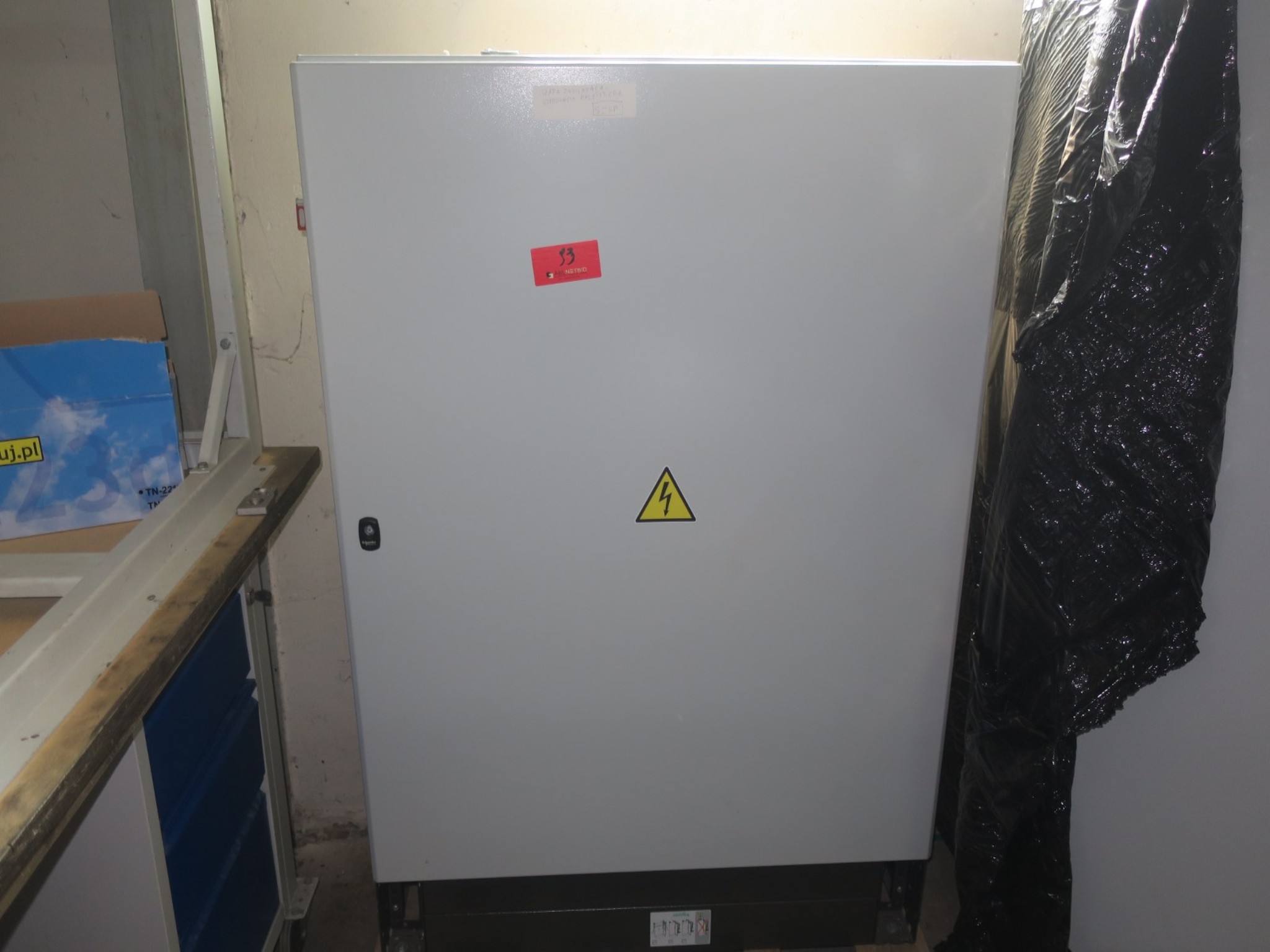 Workshop equipment, Warehouse supplies-13