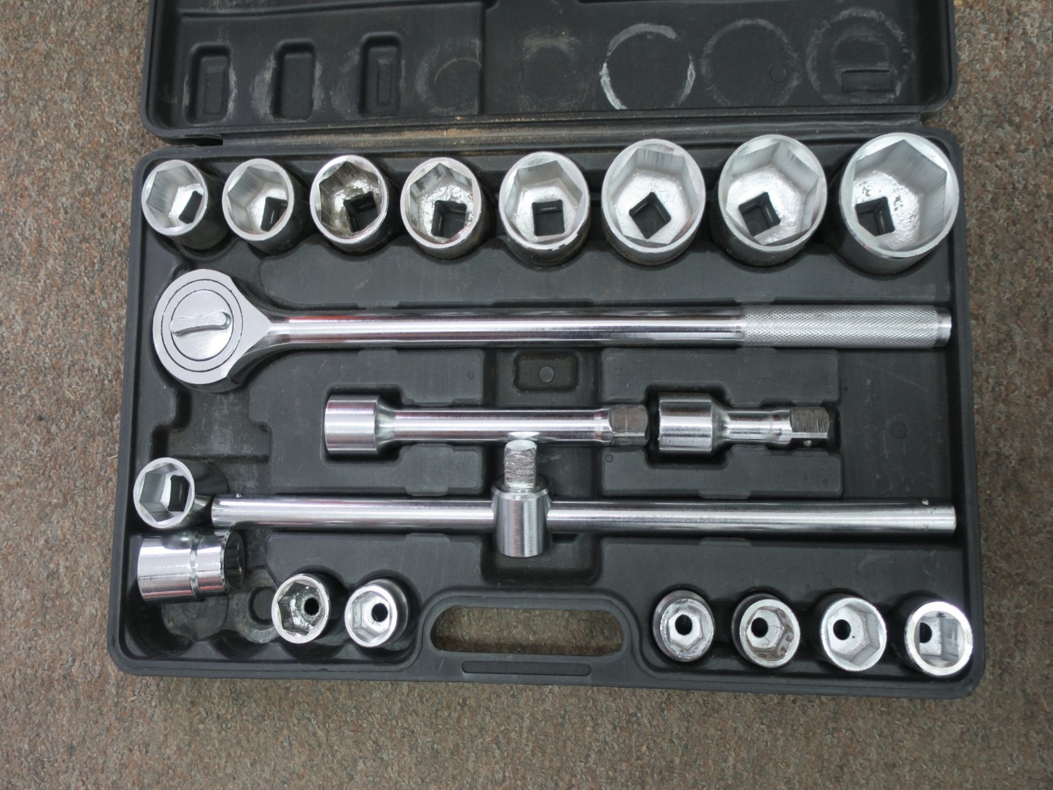 Workshop equipment, Warehouse supplies-17