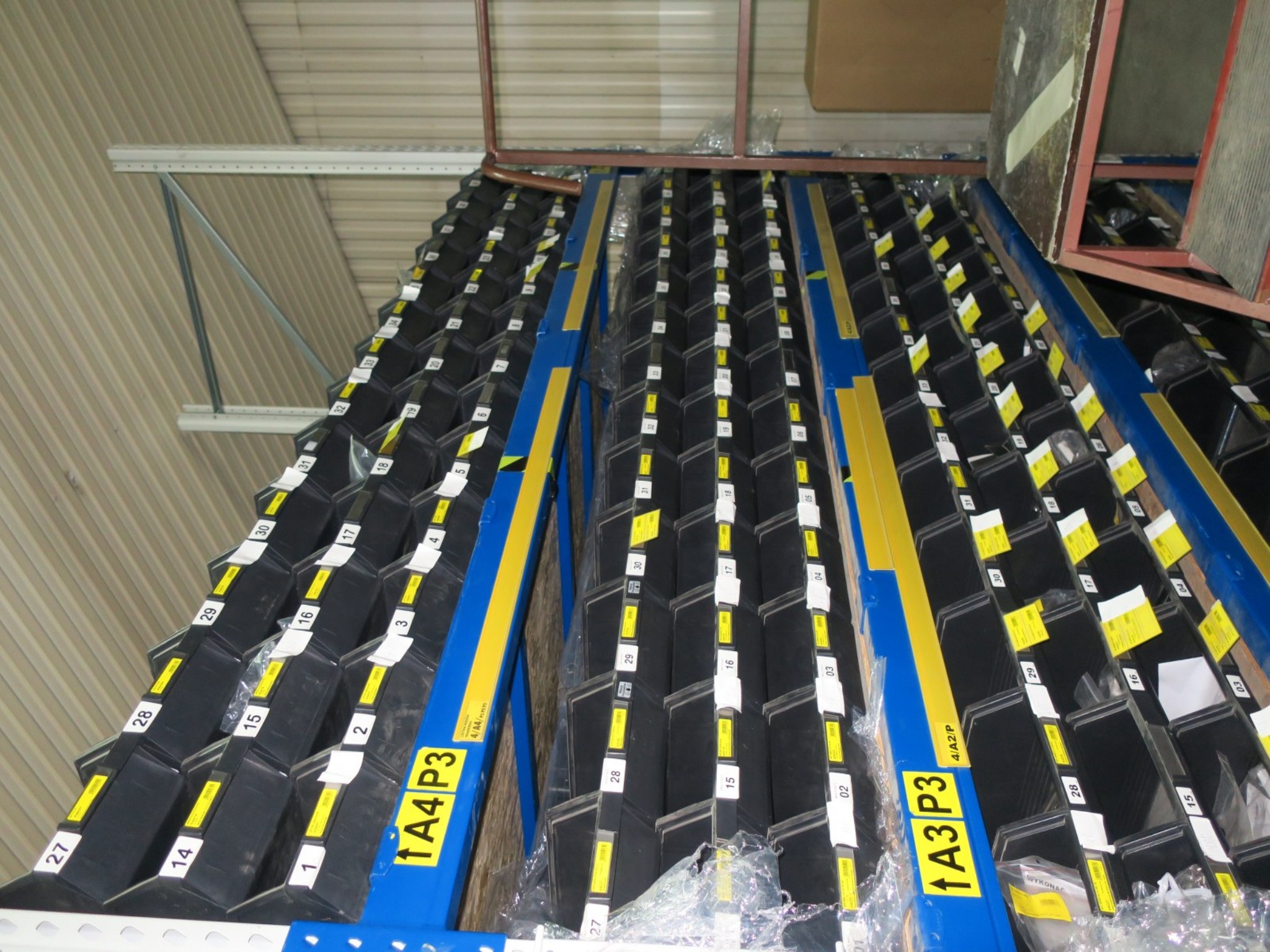 Workshop equipment, Warehouse supplies-25