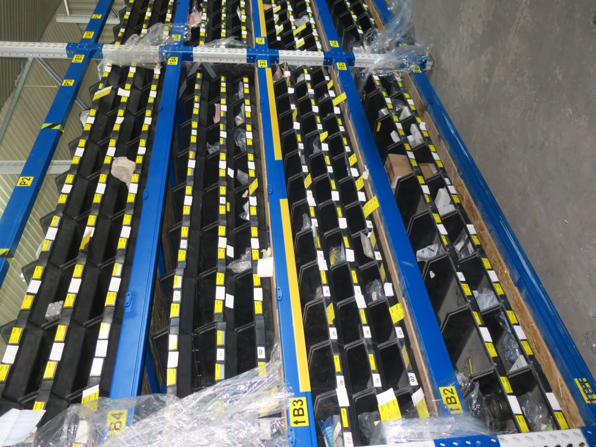 Workshop equipment, Warehouse supplies-32