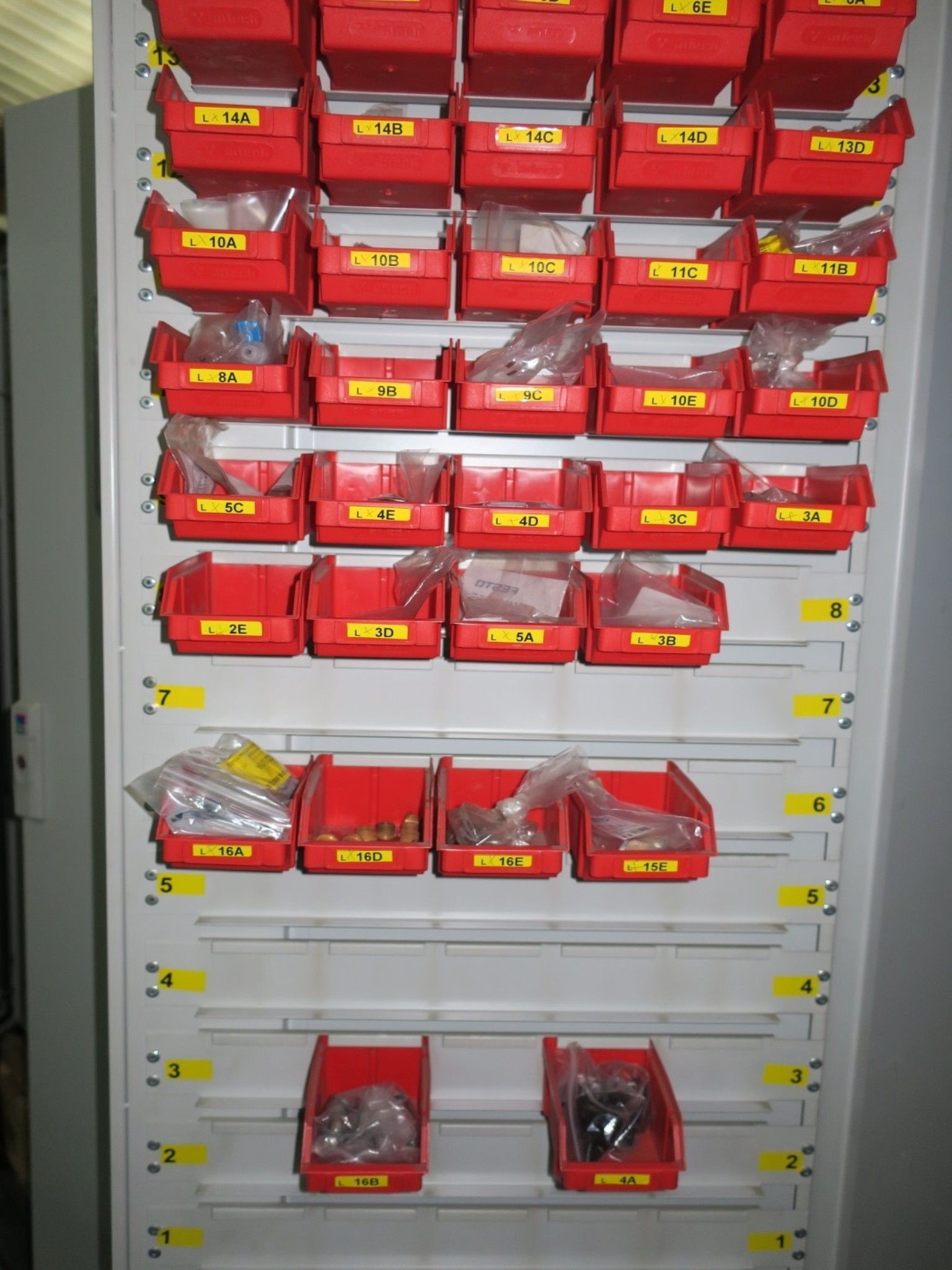 Workshop equipment, Warehouse supplies-9