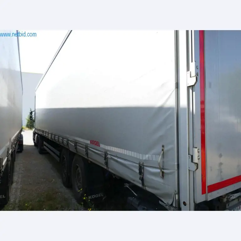 Voertuigen van een transportbedrijf-11