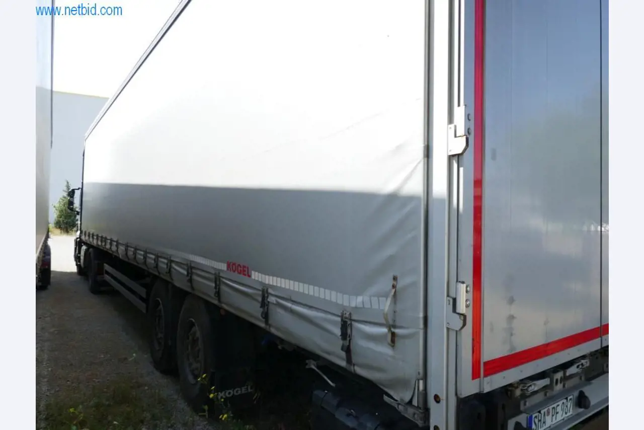 Voertuigen van een transportbedrijf-1