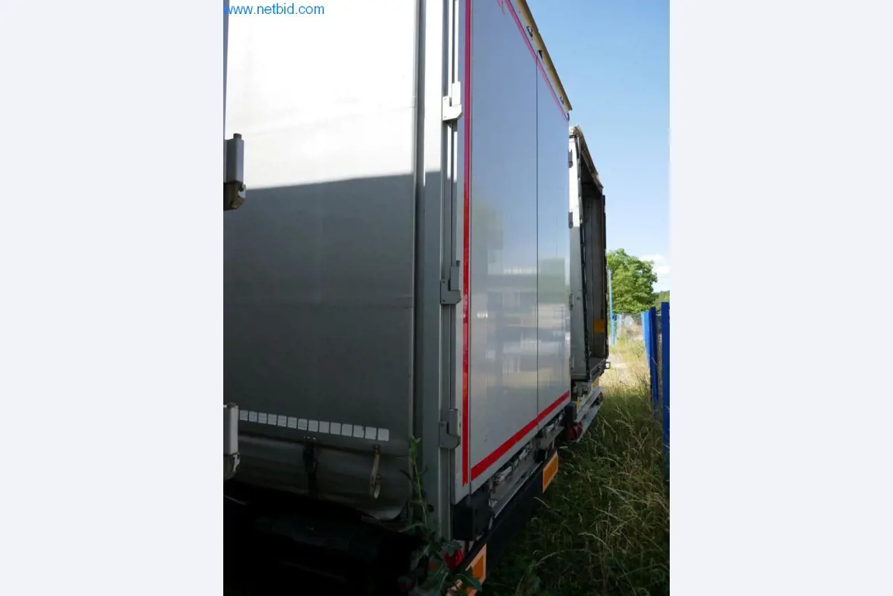 Voertuigen van een transportbedrijf-10