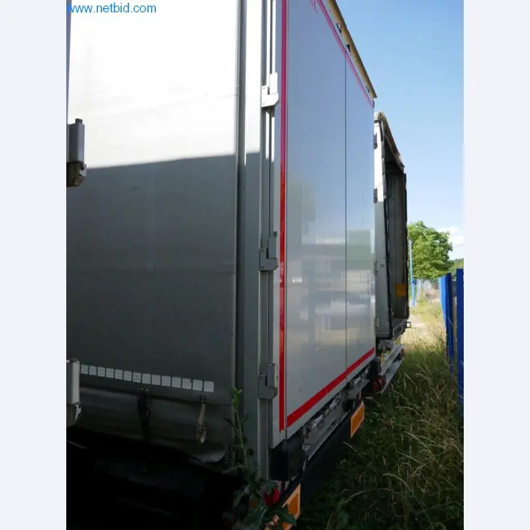 Voertuigen van een transportbedrijf-10