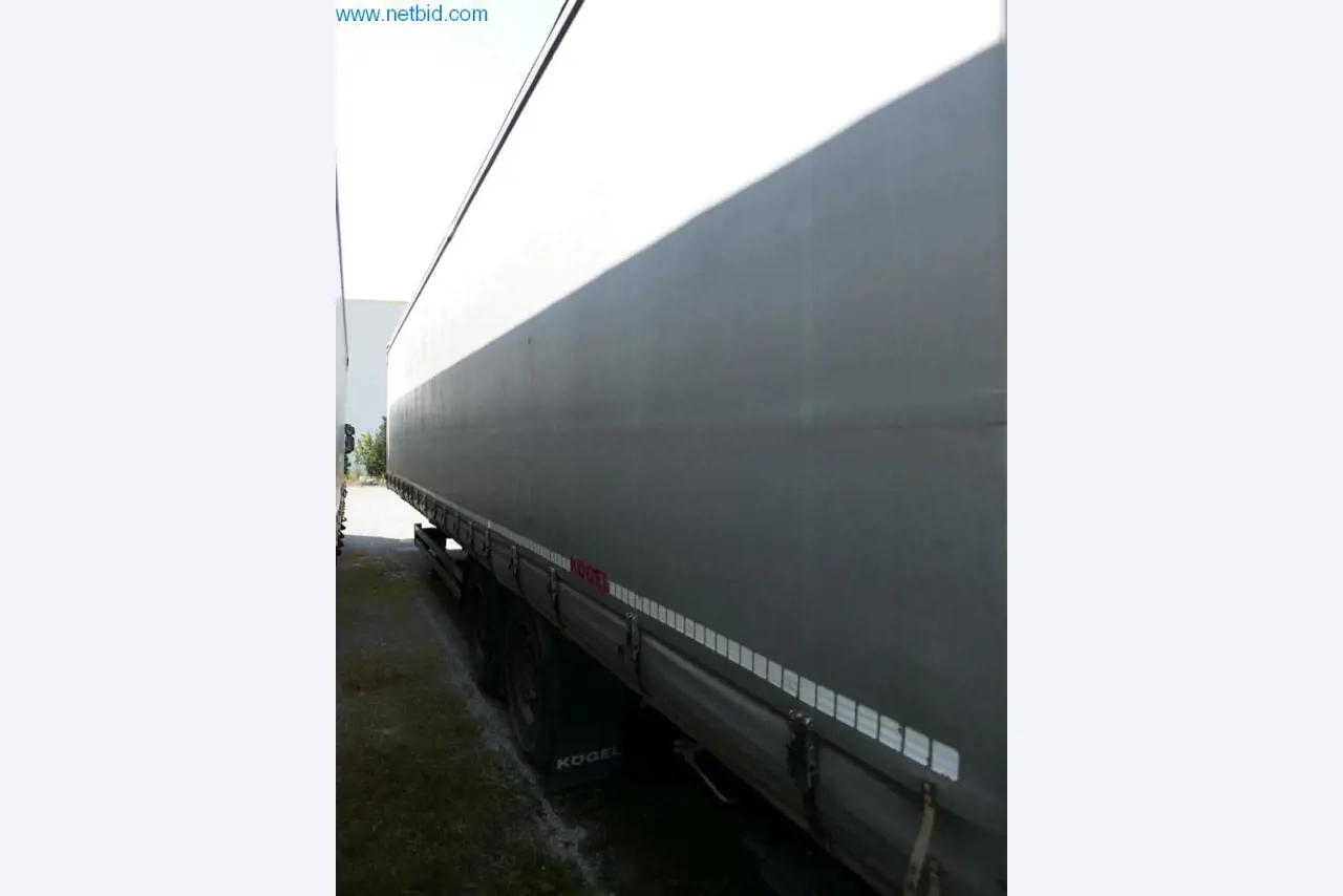 Voertuigen van een transportbedrijf-9