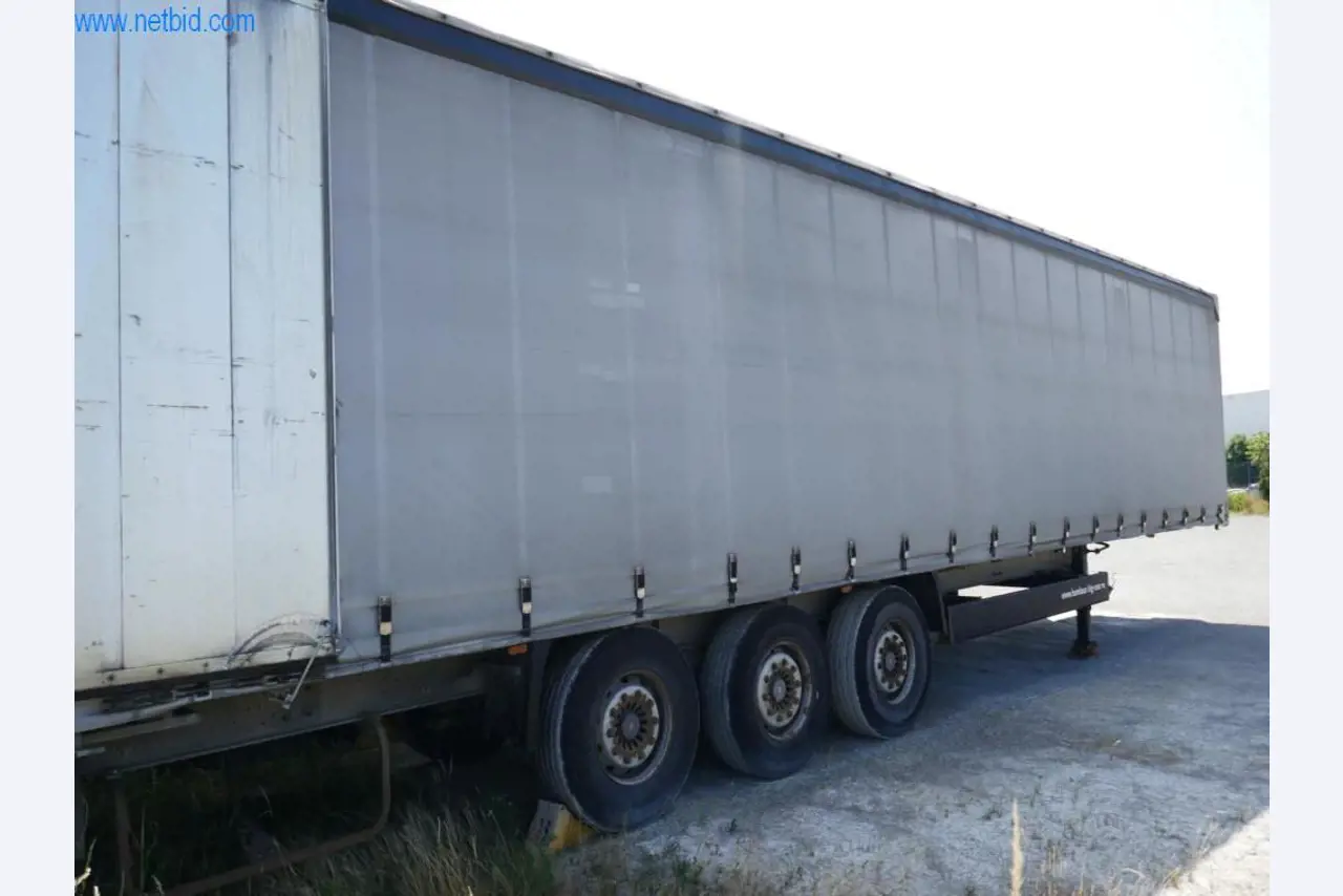 Vehicles of a freight forwarder-2