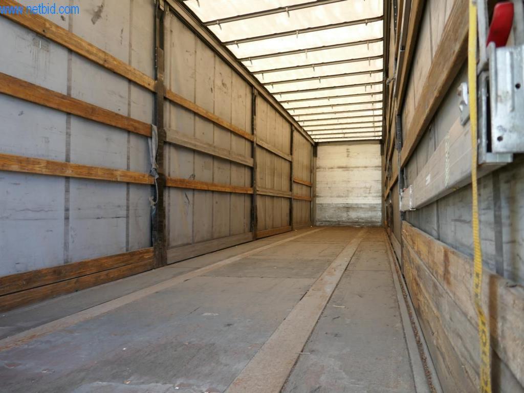 Pojazdy przedsiębiorstwa transportowego-3