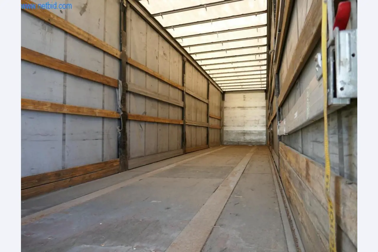 Vehicles of a freight forwarder-3