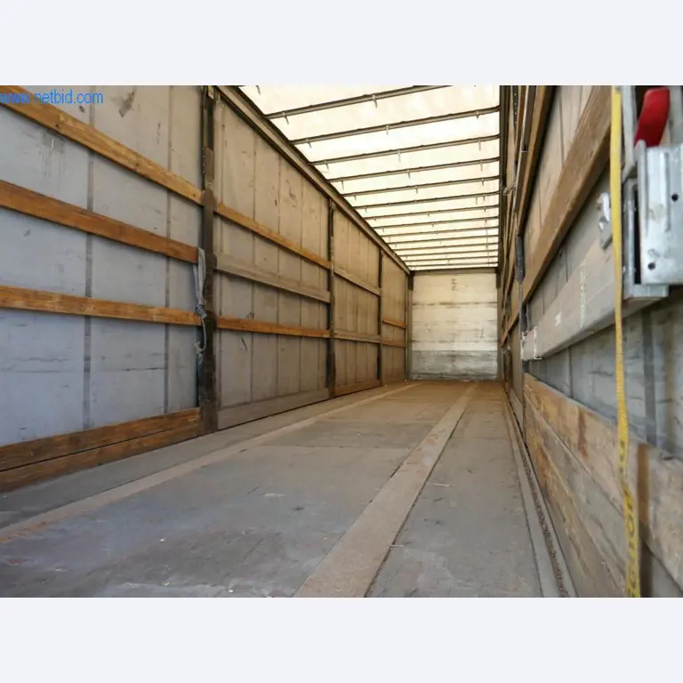 Vehicles of a freight forwarder-3