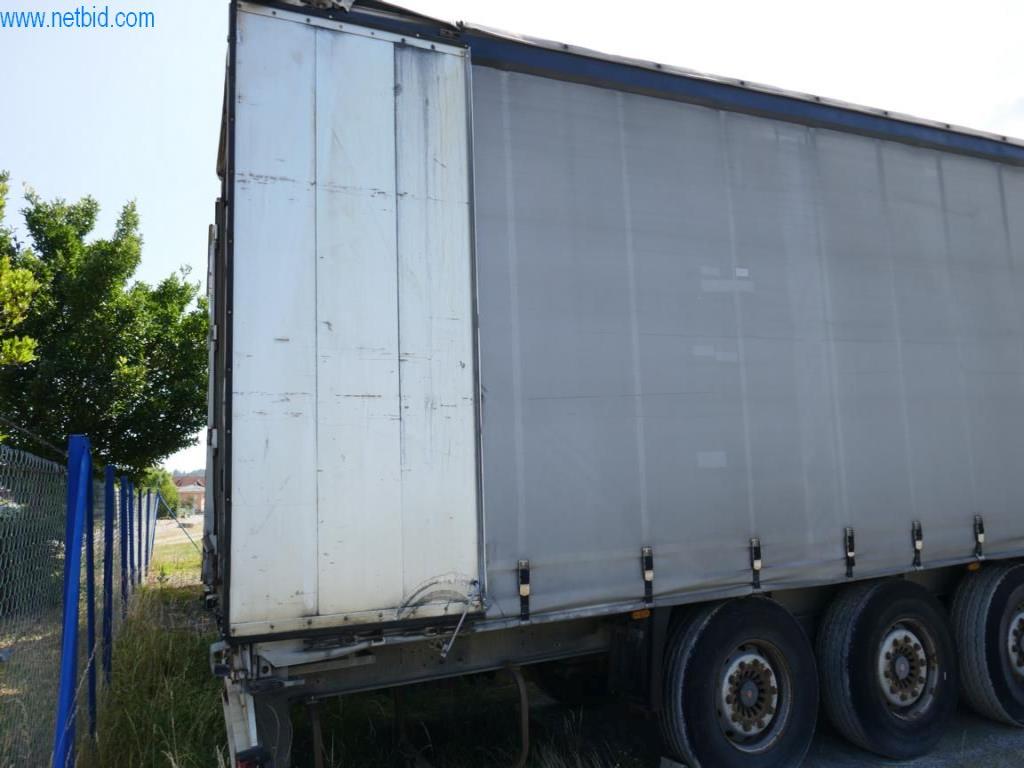 Pojazdy przedsiębiorstwa transportowego-8