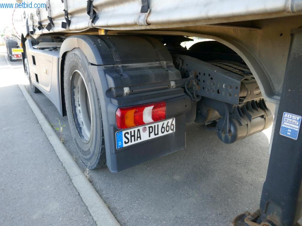 Pojazdy przedsiębiorstwa transportowego-12