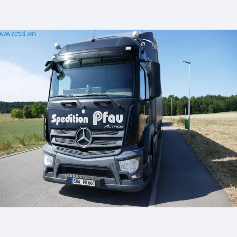Vehicles of a freight forwarder-1