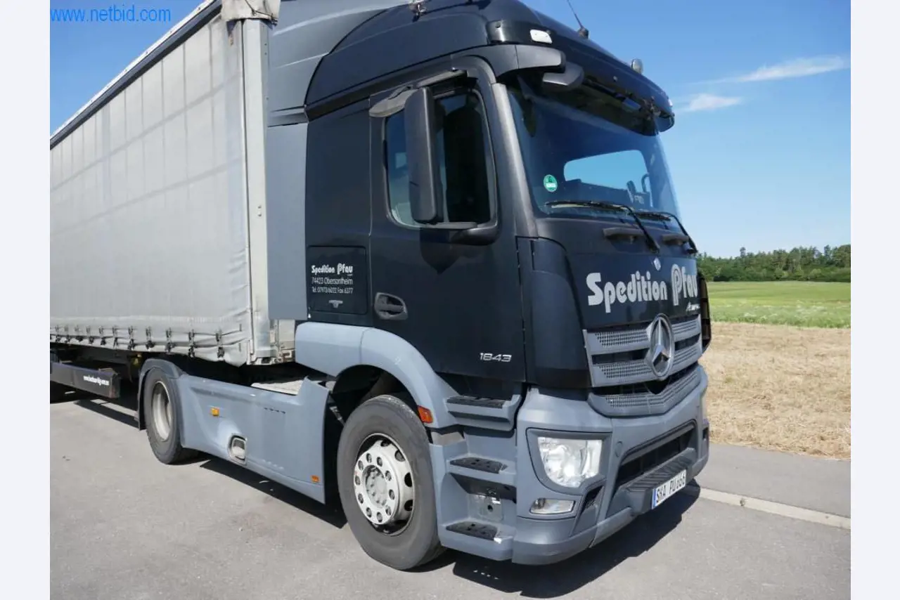 Vehicles of a freight forwarder-2