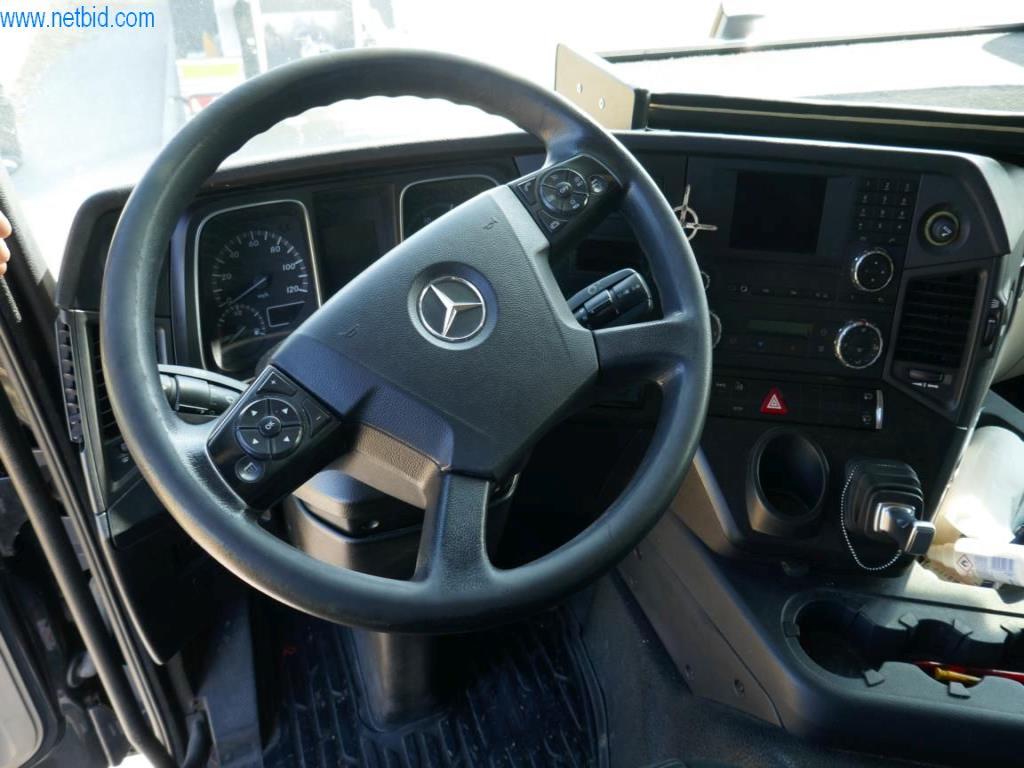 Pojazdy przedsiębiorstwa transportowego-6