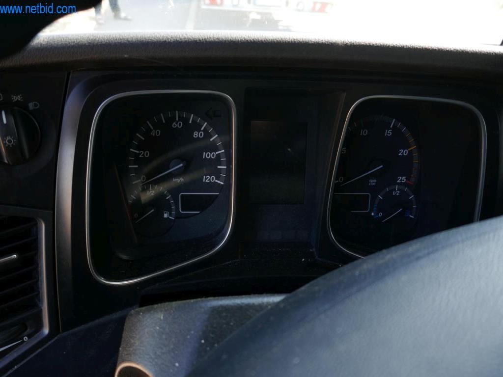 Pojazdy przedsiębiorstwa transportowego-7