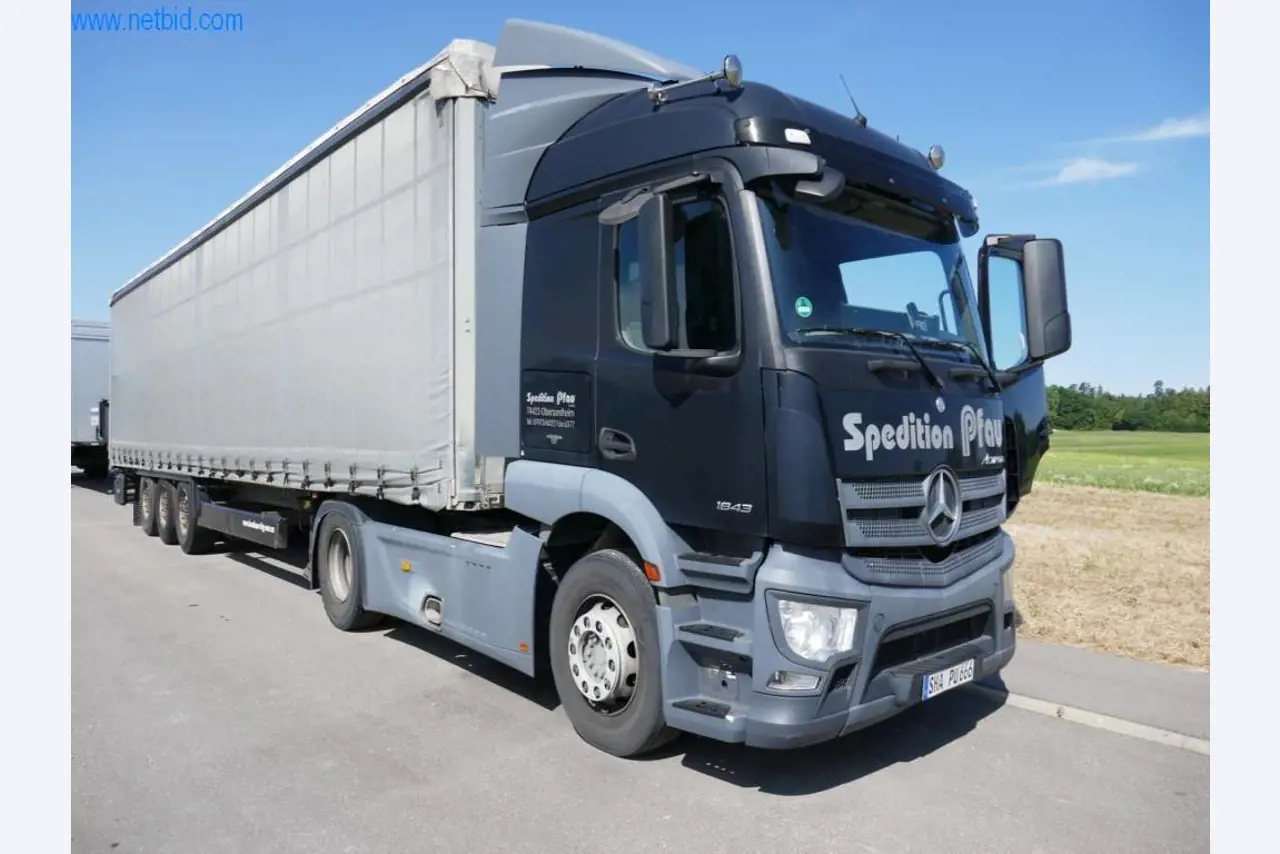 Vehicles of a freight forwarder-8