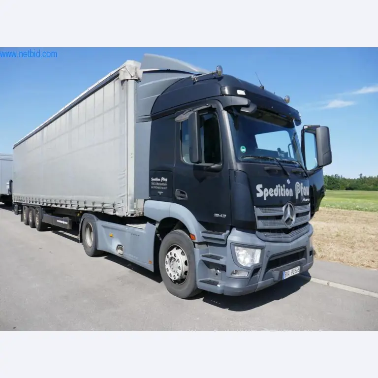 Vehicles of a freight forwarder-8