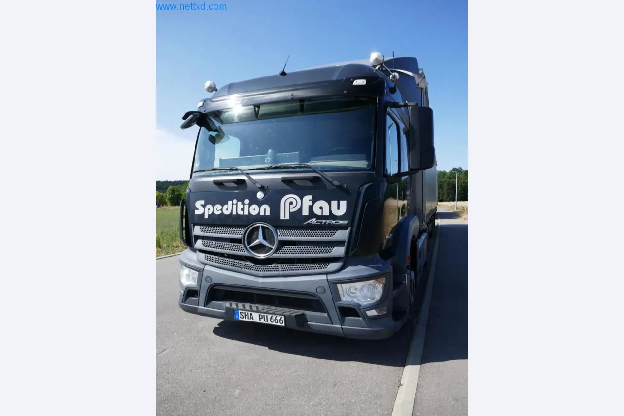 Vehicles of a freight forwarder-9