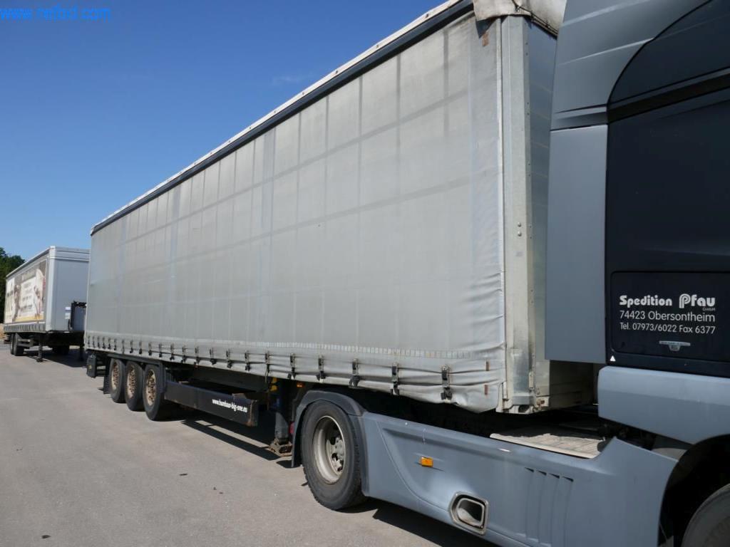 Fahrzeuge einer Spedition-2